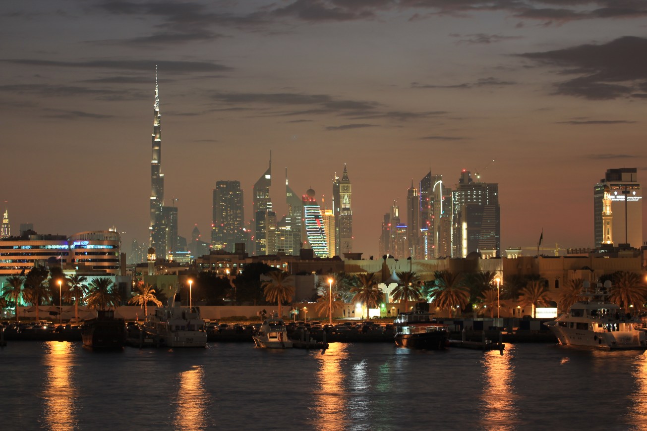 Dubai Skyline Sheraton Hotel