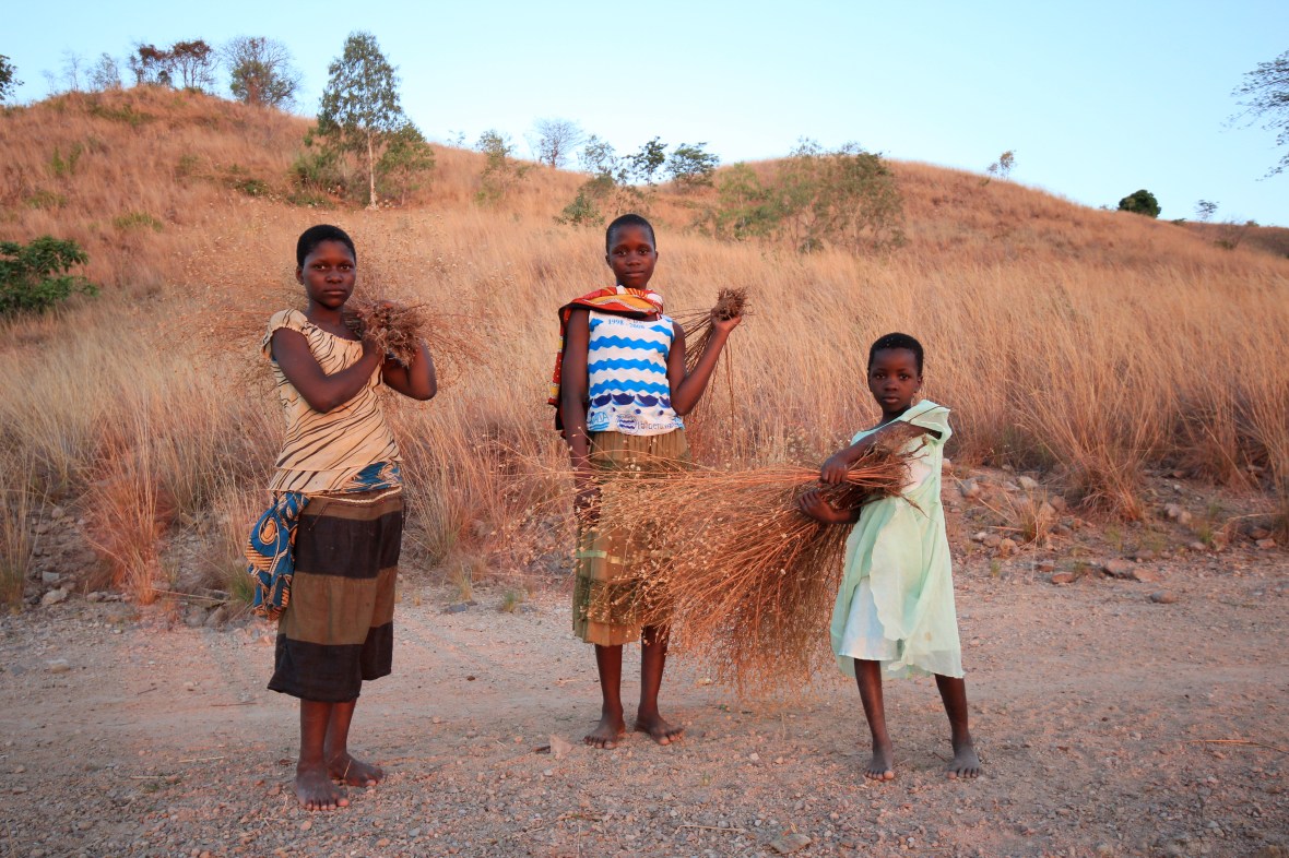 kids on LIkoma island