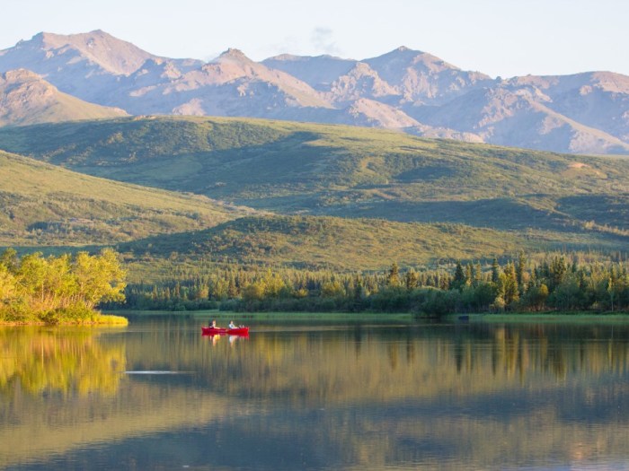 Canoe on Otto Lake