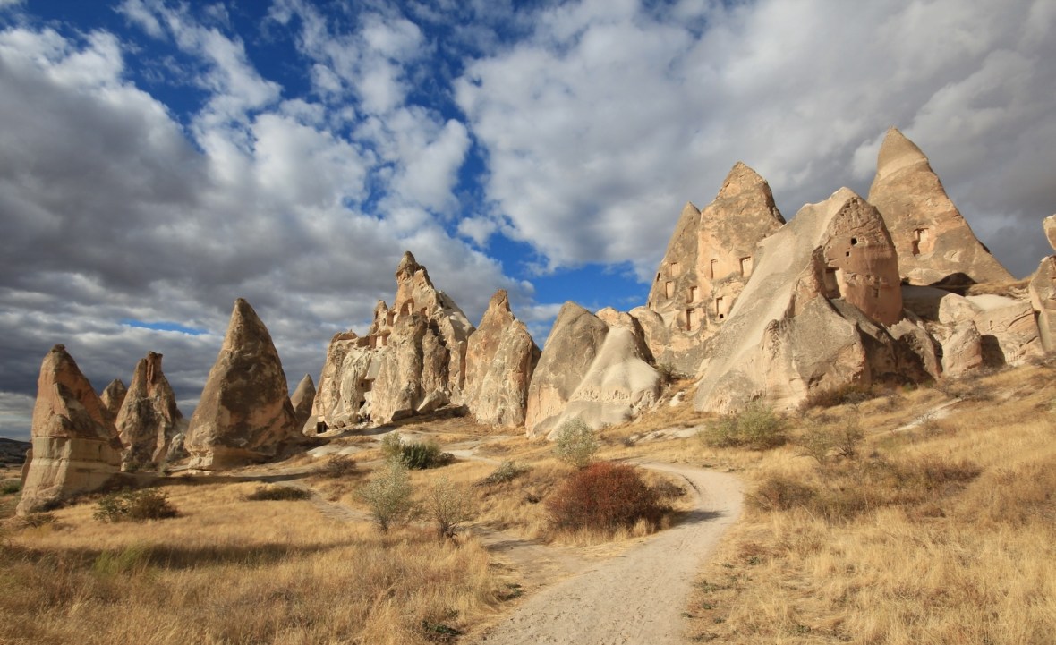 Red valley trail cappadocia goreme
