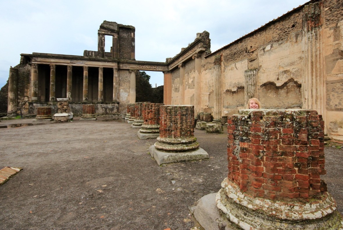 Pompeii Columns