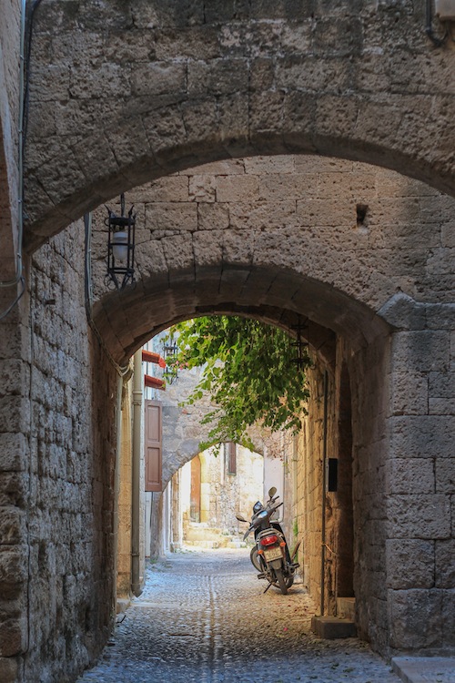 Narrow streets Rhodes