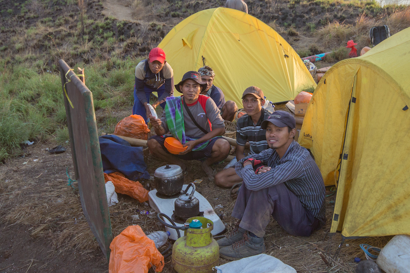 Rinjani Porters making dinner