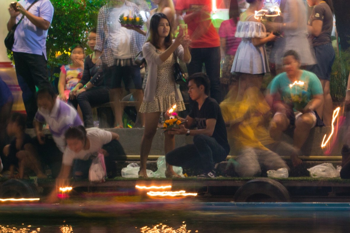 Loi Krathong Min Biri