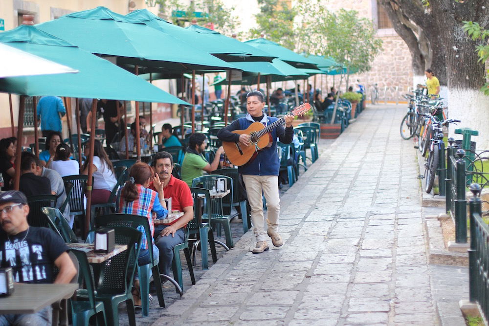 Morelia street performer