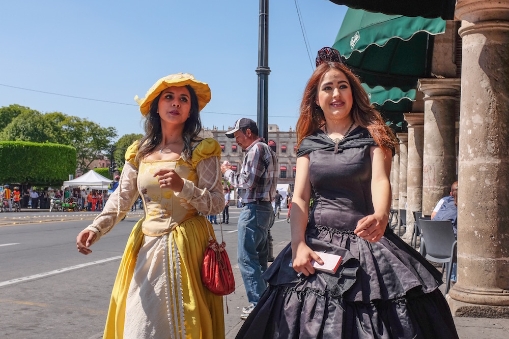Women in traditional clothes