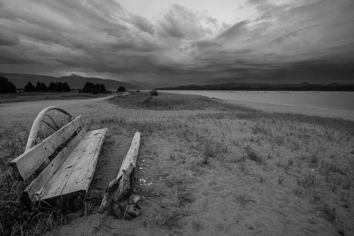 Gustavus beach in black and white