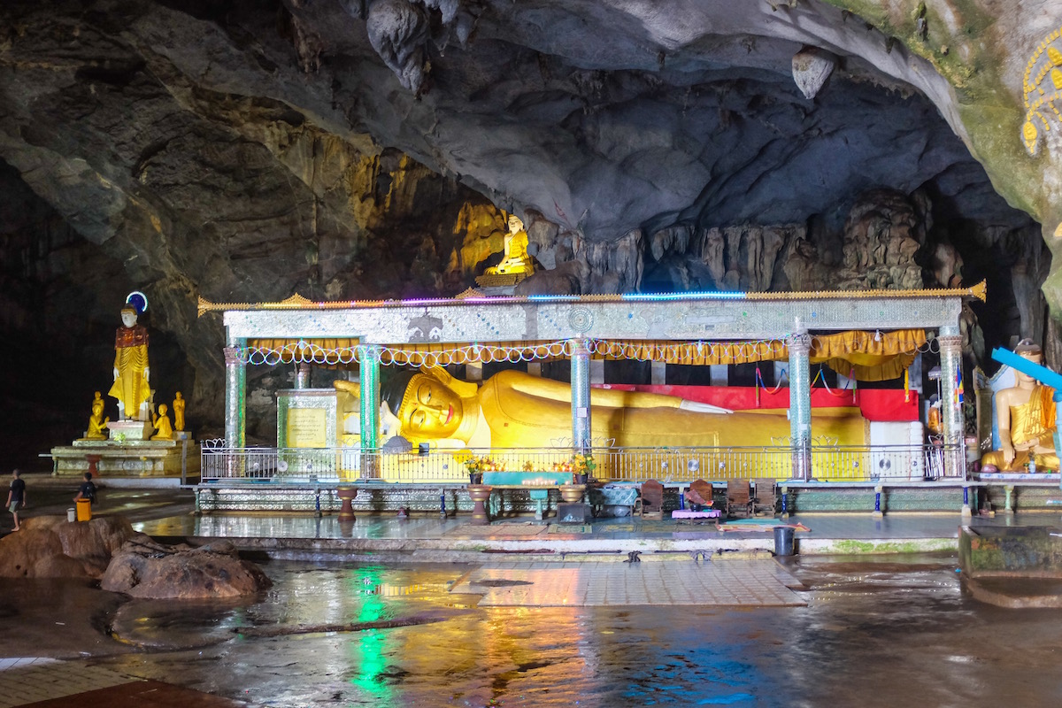Reclining Buddha in Saddar Cave.