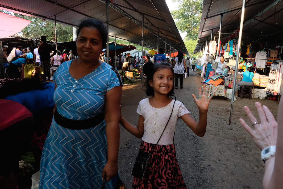 Sri Lanka people smiling
