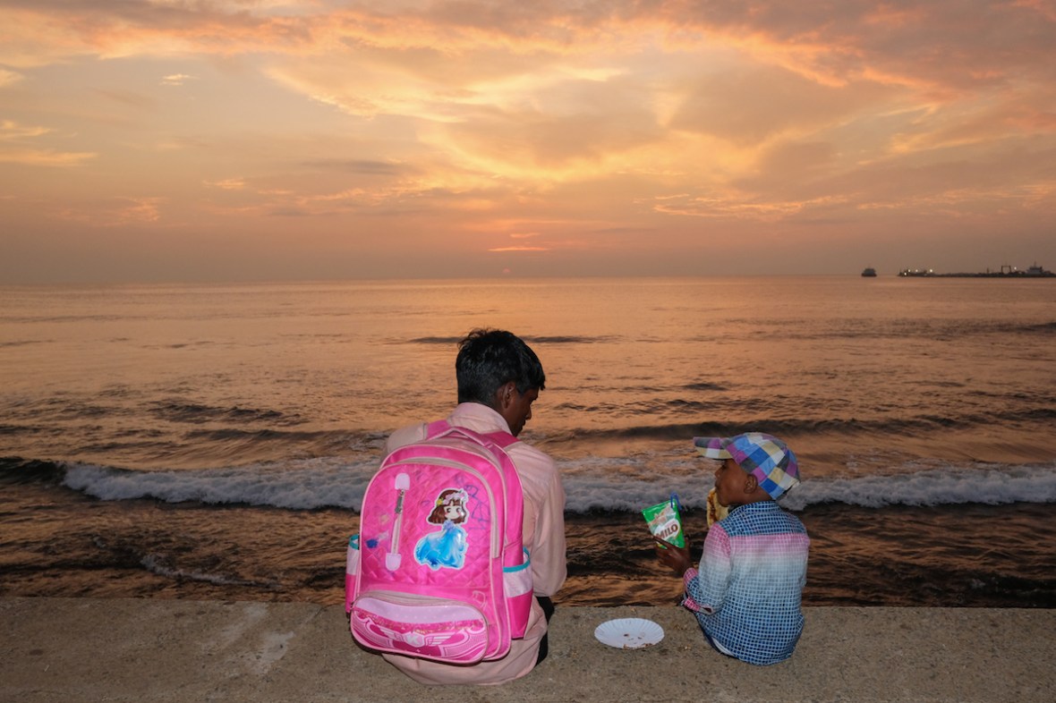 Colombo sunset street photo