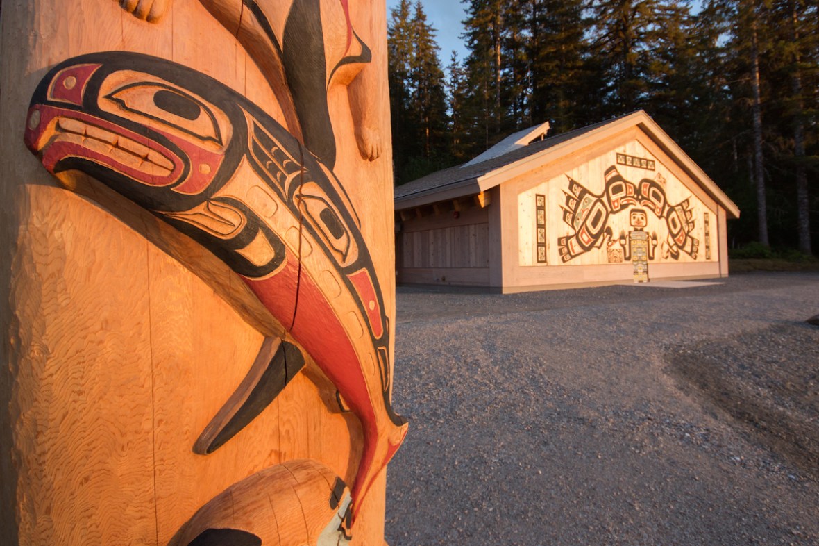 Glacier Bay Tribal House Totem pole and exterior