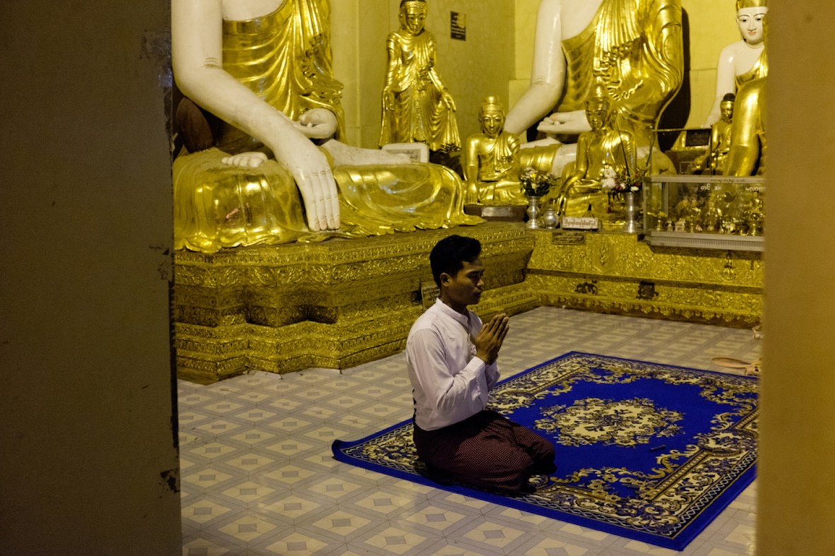 Shwedagon street photography Buddha