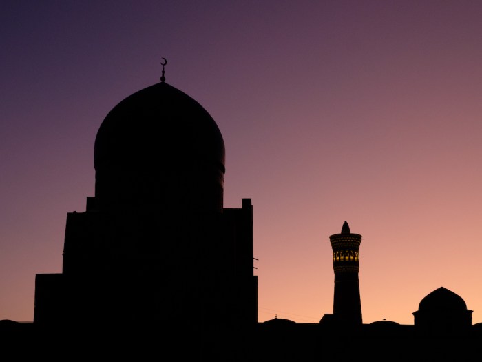 Kalon Mosque and Minaret