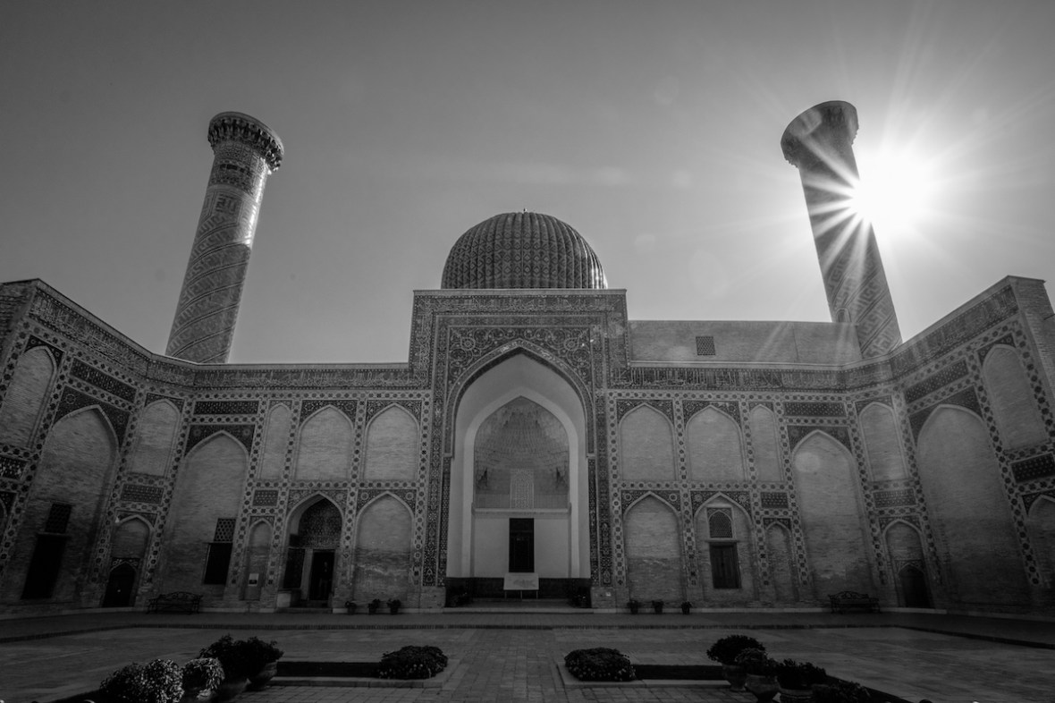 Samarqand in Black and White